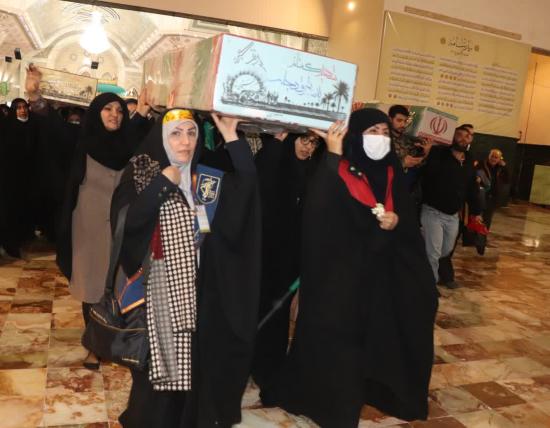 حضور گسترده جامعه بانوان کارگری در سومین سالگرد شهید سلیمانی در حرم امام خمینی(ره)